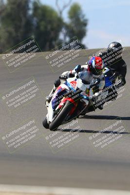 media/Sep-21-2025-TrackDaz (Sun) [[277c75b276]]/C Group/1240pm (Turn 2)/